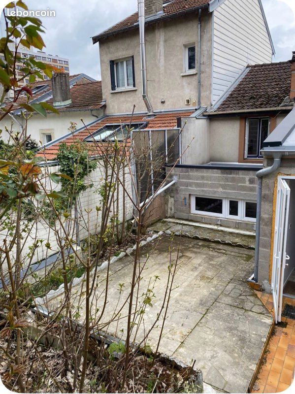 Maison 5 pièces 100 m² · à Nancy · 100 m² · 1 300 €