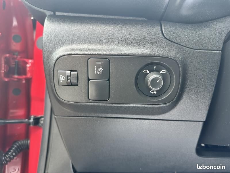 Citroen C3 PureTech 82ch Graphic S&S E6.d (image 9)