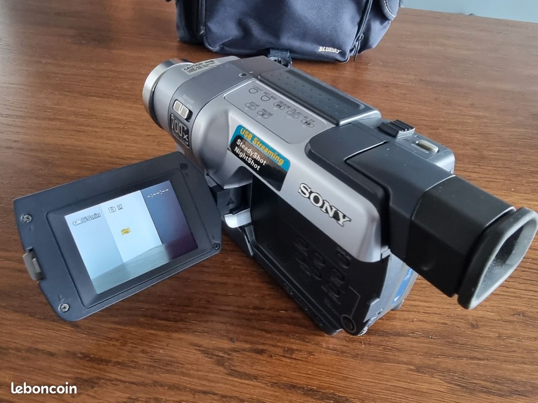 Camcorder / caméscope MiniDV Sony DCR-TRV7E | Kaufen auf