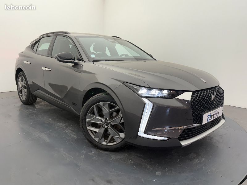 DS 4 II 1.2 Puretech S&S EAT8 130 cv Cross Trocadero (image 1)