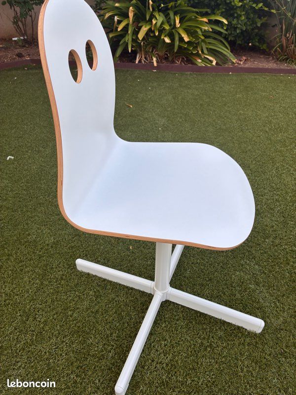 Chaise bureau enfant IKEA Tbe (image 1)