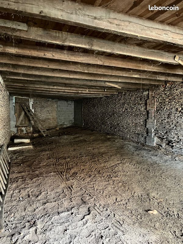 Batiment/garage - Nieuil 16270 Fontafie (image principale 1)