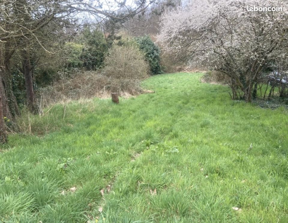 Terrain 1433 m² · à Raizeux · 146 000 €