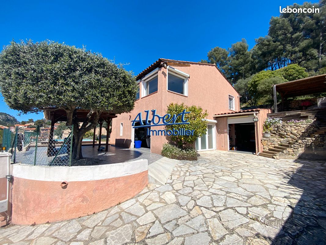 Maison 7 pièces 167 m² · à Ollioules · 167 m² · 648 000 €