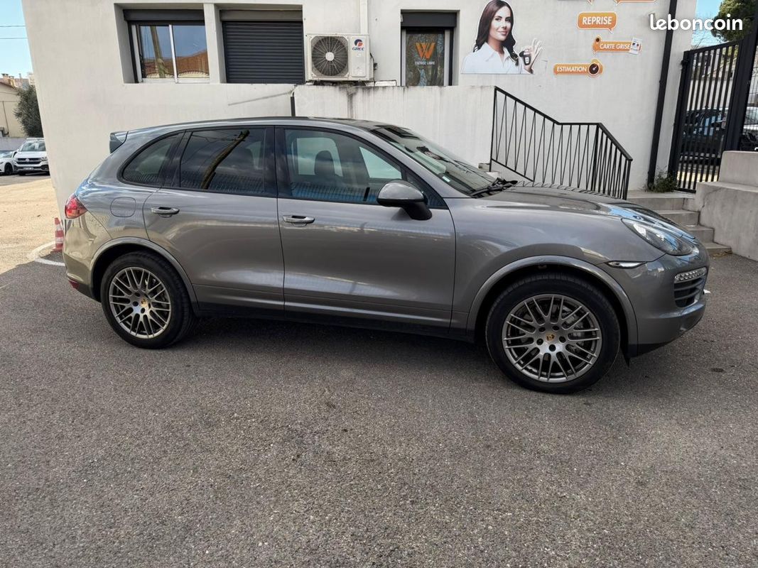 Porsche CAYENNE PORSCHE CAYENNE 4.8i V8 400 BVA Tiptronic S (image 8)