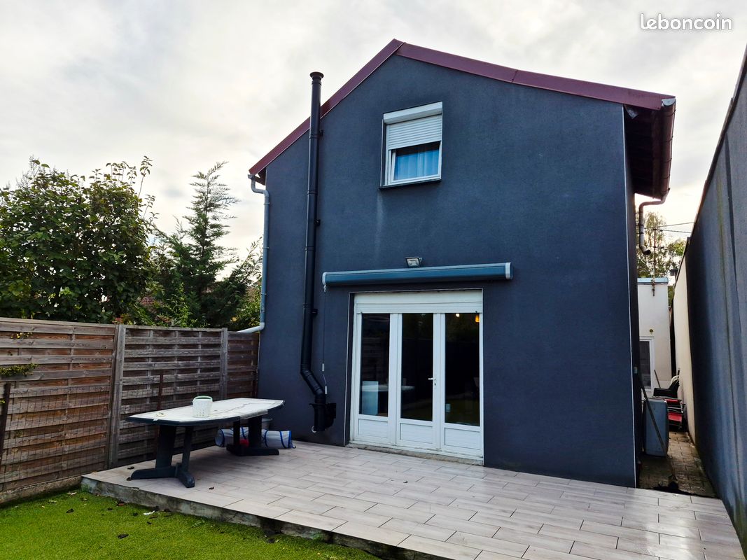 Maison 5 pièces 122 m² · à Nœux-les-Mines · 122 m² · 144 000 €
