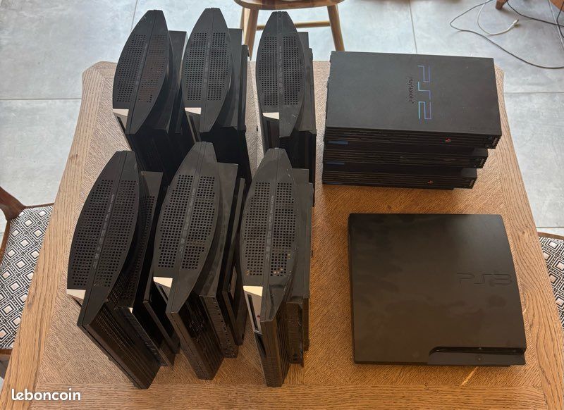 Lot De Consoles De Jeux Vidéo HS - Pour Pièces Détachées Ou Réparation, Marque Non Spécifiée