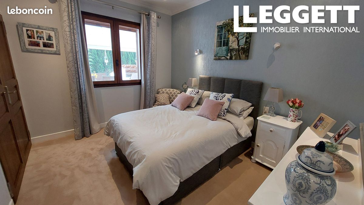 Maison 9 pièces 175 m² - Sers 16410 (image principale 6)
