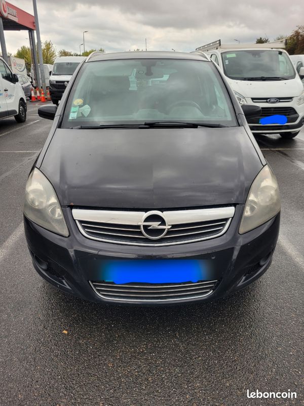 Opel Zafira B à débattre (image 1)