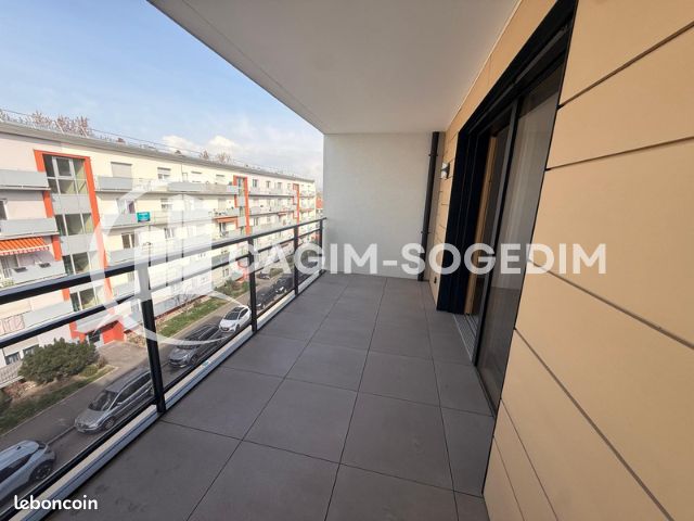 Appartement 3 pièces 63 m² · à Saint-Louis · 63 m² · 279 000 €