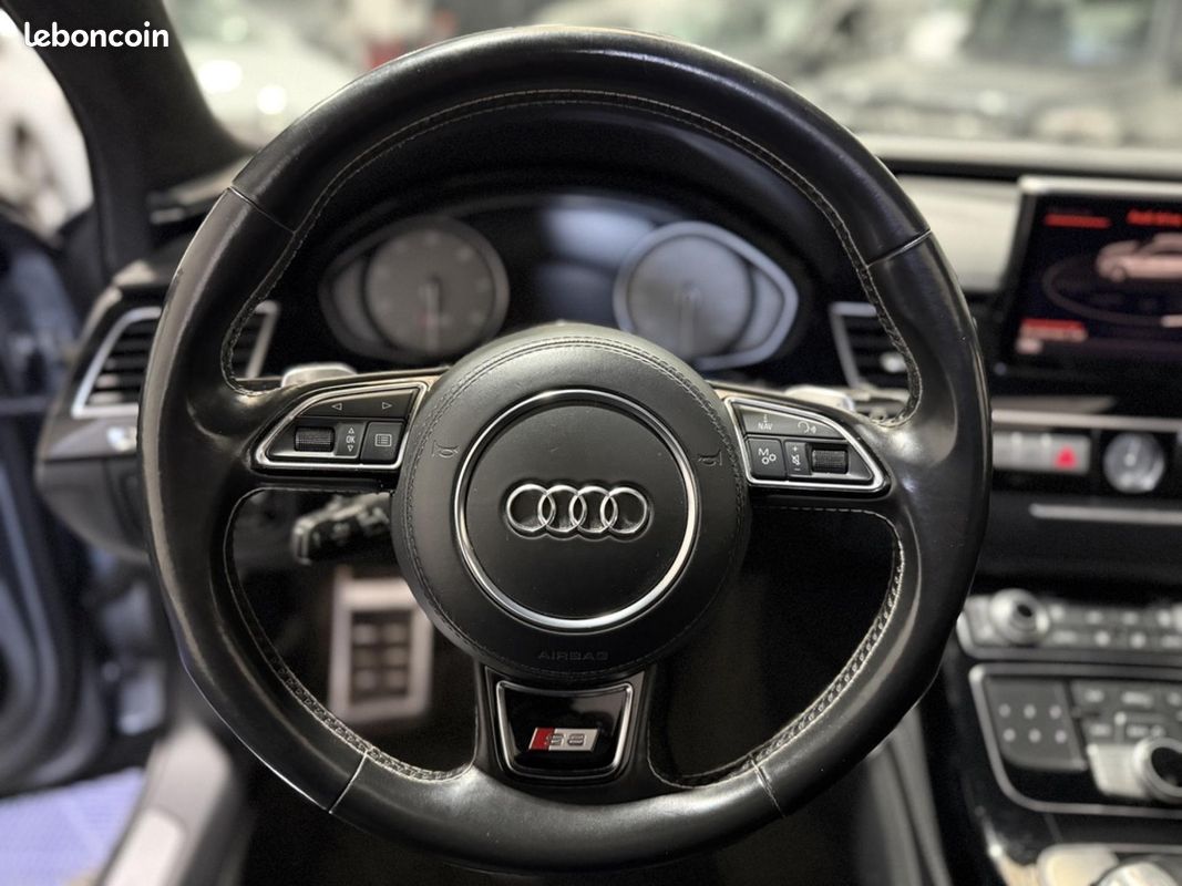 AUDI S8 PLUS 4.0 V8 TFSI 605 QUATTRO TIPTRONIC BVA - Toit ouvrant & Céramiques (image 8)