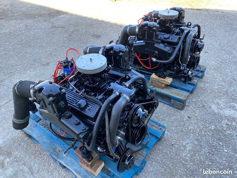 moteur MERCRUISER V8