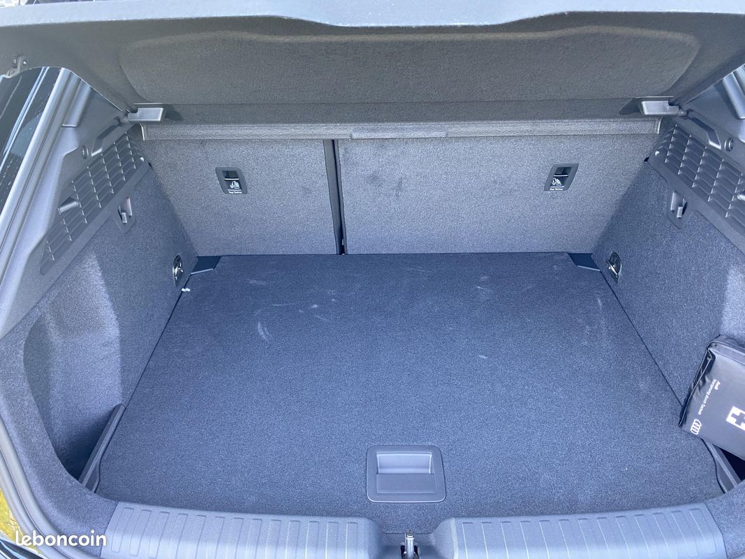 AUDI A3 Allstreet 40 TFSI e Hybride rechargeable 204 S tronic 6 Avus (image 30)