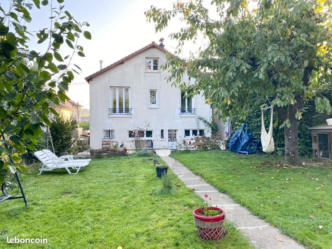 Maison 5 pièces 100 m² · à Brunoy · 100 m² · 359 500 €