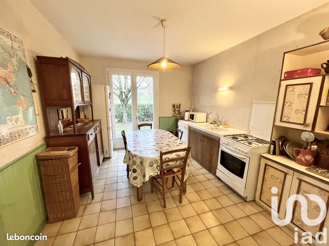 Maison 8 pièces 127 m² - Saint-Georges-lès-Baillargeaux 86130 (image principale 7)