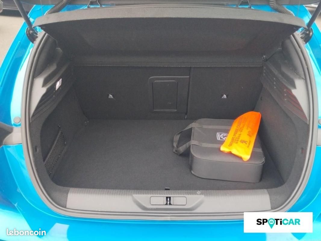 Peugeot 308 PHEV 225 e-EAT8 GT Pack (image 6)