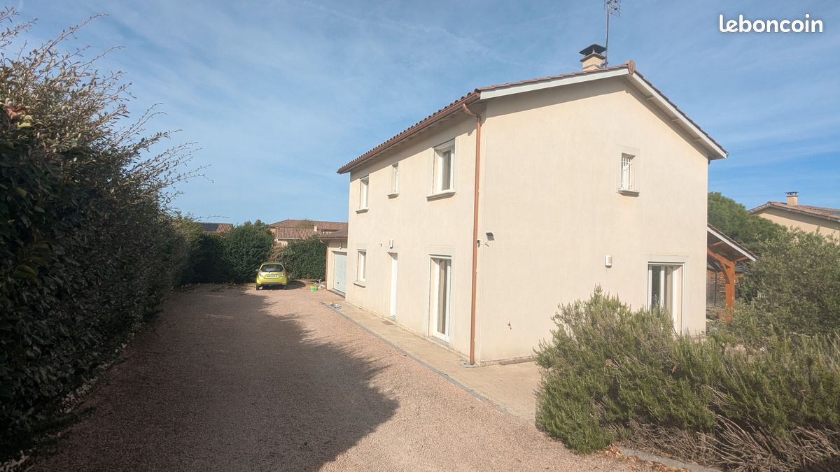 Maison 6 pièces 140 m² · à Belleville-en-Beaujolais · 140 m² · 395 000 €