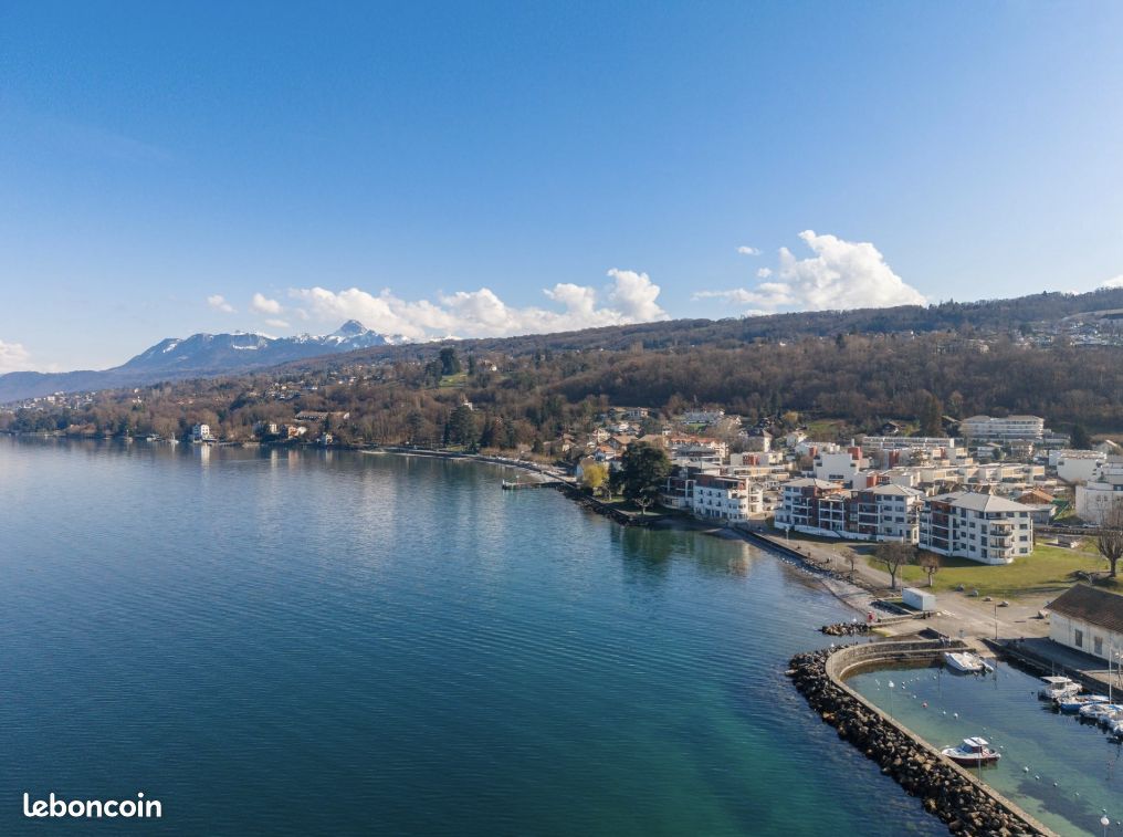 Appartement 4 pièces 90 m² · à Évian-les-Bains · 90 m² · 670 000 €