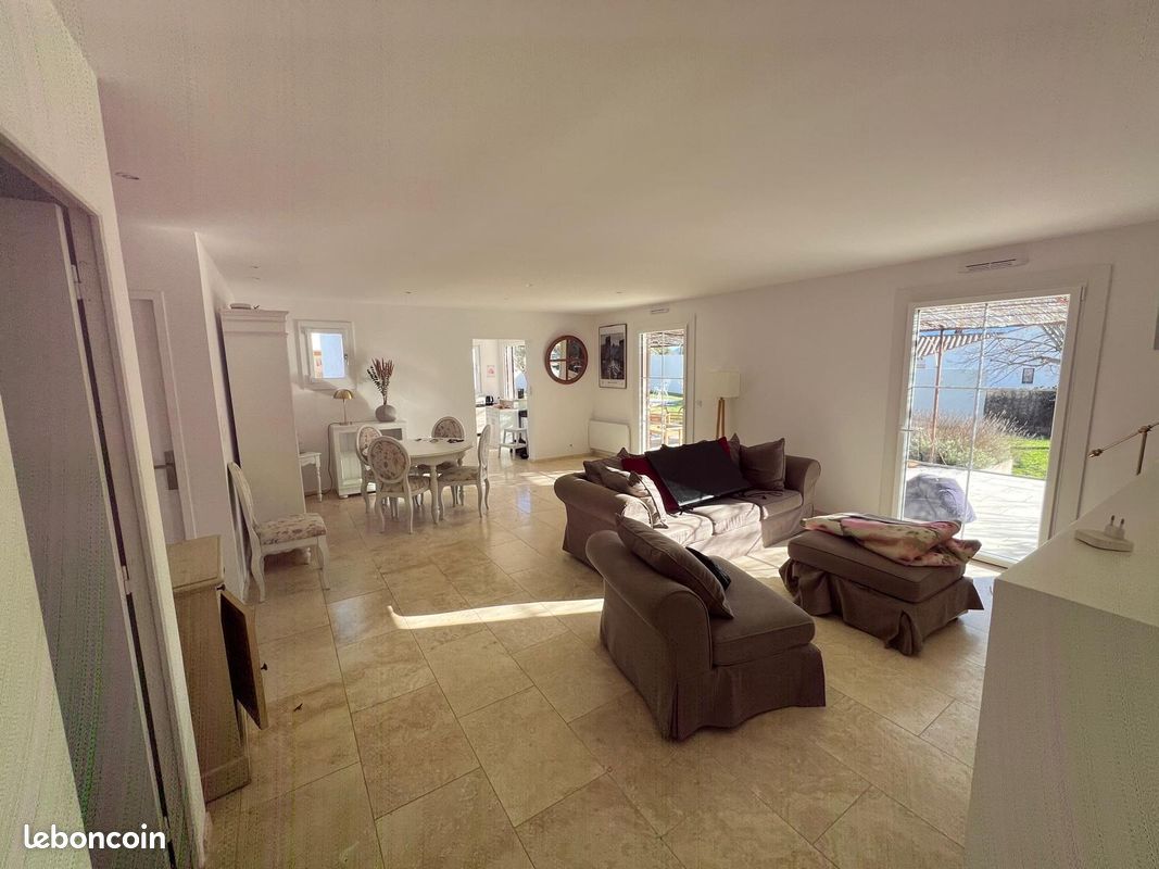 Maison 5 pièces 150 m² · à Pourrières · 150 m² · 725 000 €