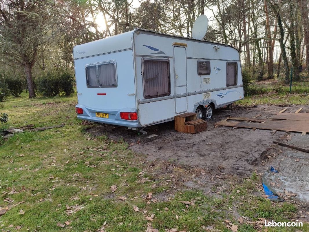 Caravane Caravelair PRESTIGE (image 1)