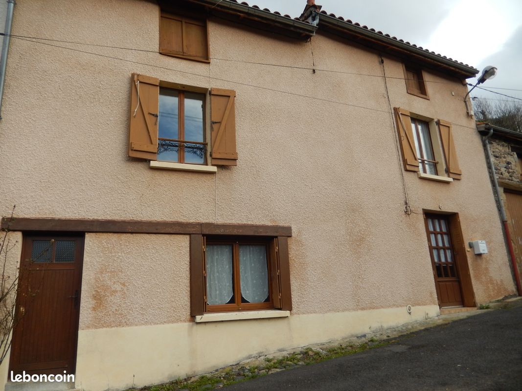 Maison 4 pièces 90 m² · à Ardes · 90 m² · 42 000 €