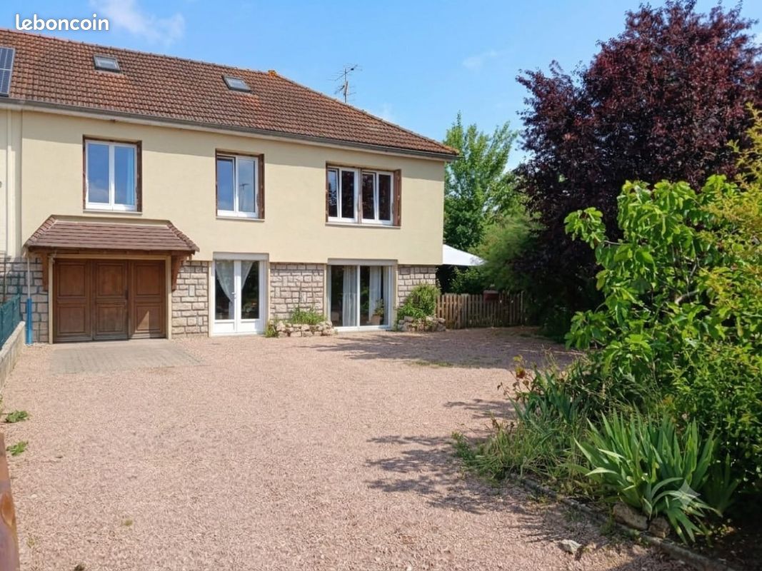 Maison 7 pièces 103 m² · à Châtenoy-le-Royal · 103 m² · 190 000 €