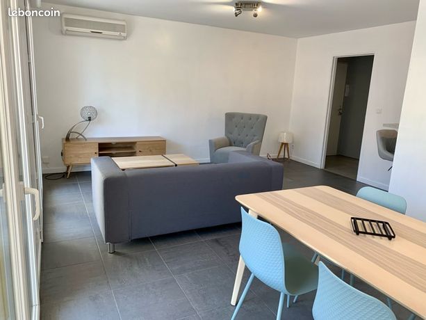Appartement T3 72m2 Meublé - Terrasse - Hyper centre