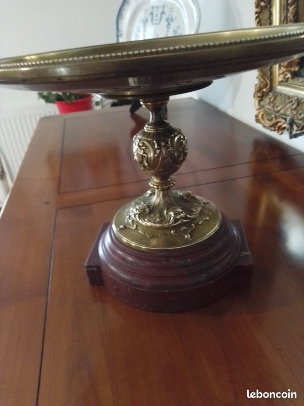 Coupe en bronze (image 3)