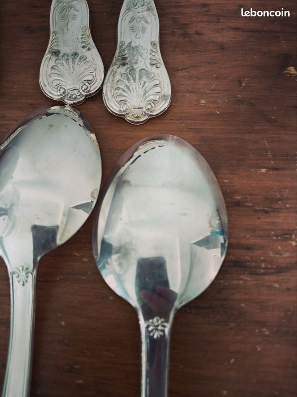Lot de 6 cuillères à soupe anciennes en métal argenté – Style Violon à Coquille – 20 cm (image 6)
