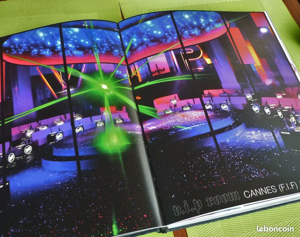 Livre Agenda 2007 VIP ROOM Collector edition (état neuf) (image 4)