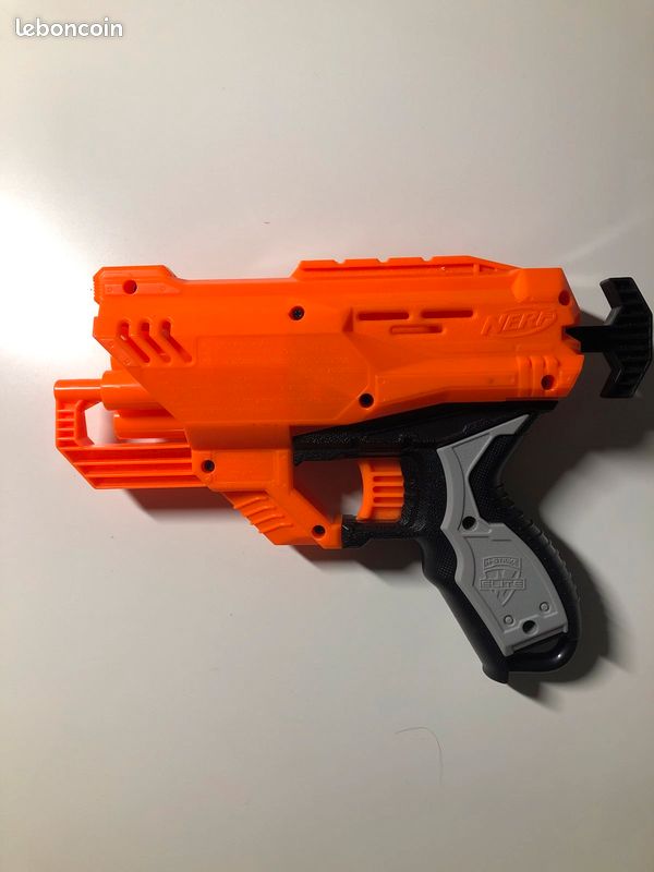 Nerf accustrike quadrant (image 2)