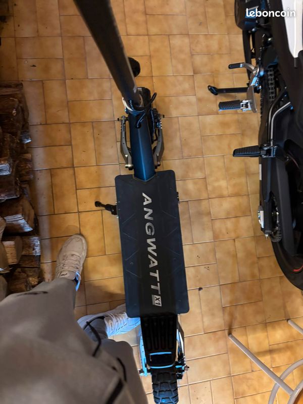 Trottinette électrique ANGWATT X1 – 3600W / 60V / 22,5Ah (image 13)