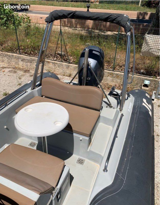 Bateau semi rigide Joker Boat Clubman 22 (image 2)
