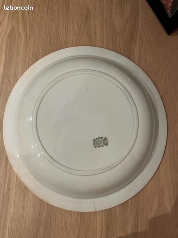 Plat de service marque Vieillard (image 3)