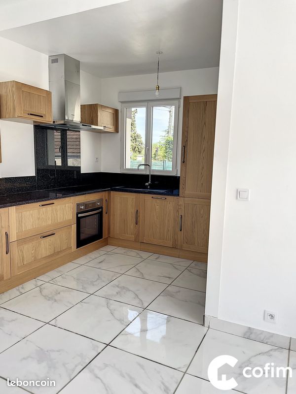 Maison 5 pièces 99 m² · à Pau · 99 m² · 1 210 €/mois