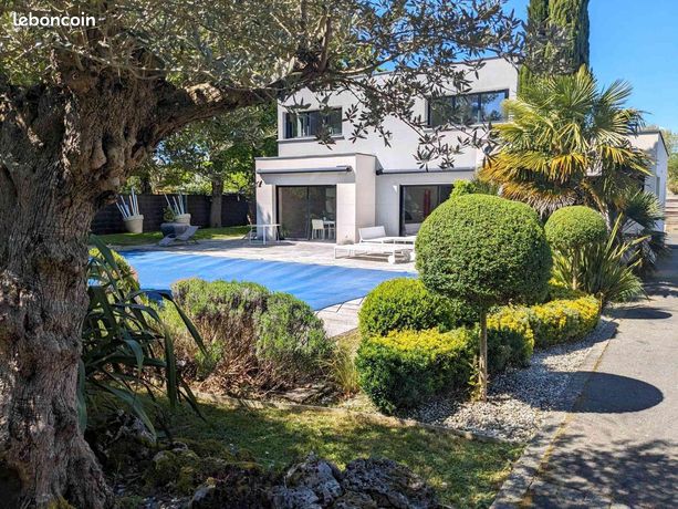 Maison 6 pièces 140 m²