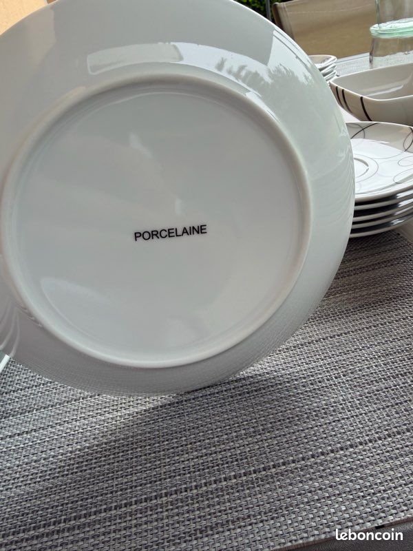 Lot vaisselle porcelaine blanc (image 4)