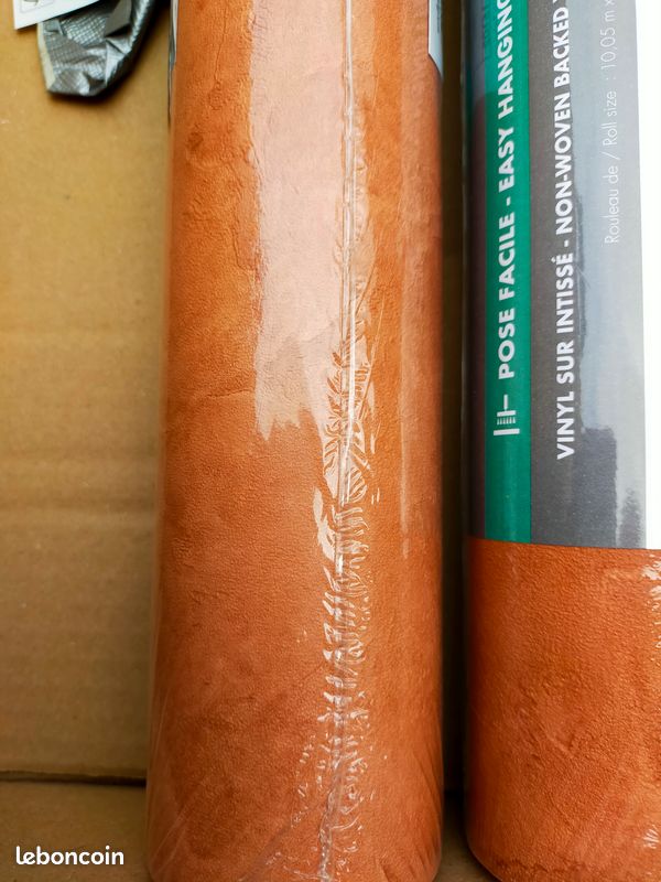 Papier peint terracotta (image 1)