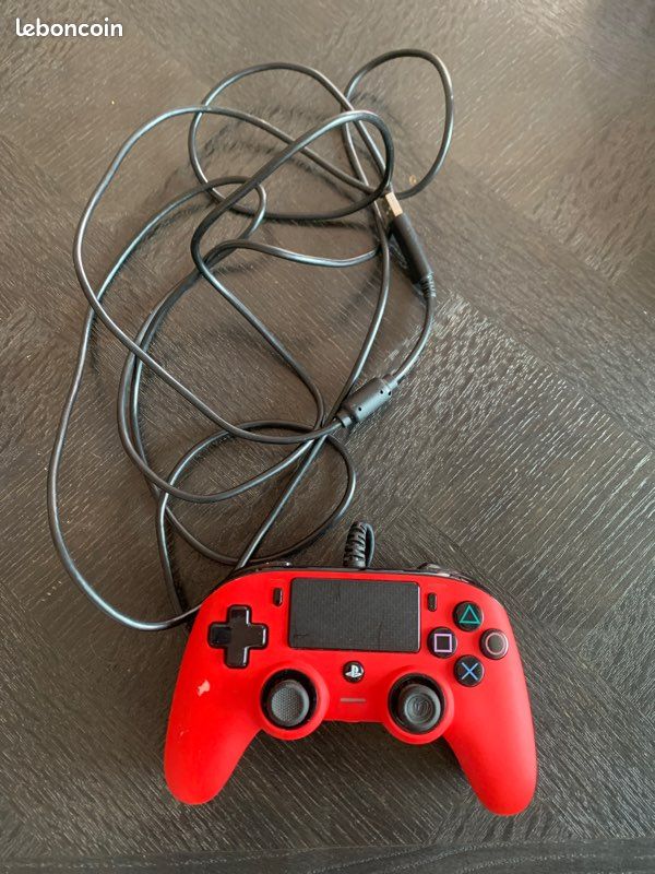 Ps4+2manettes (image 6)