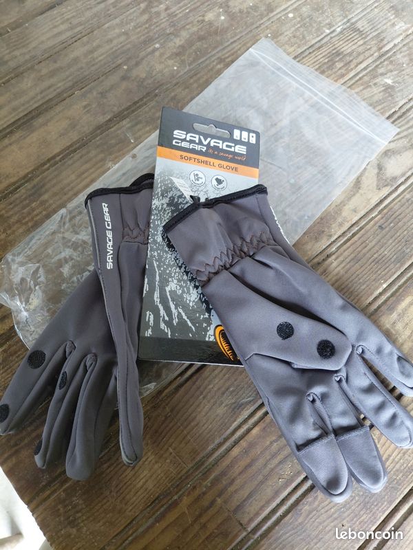 SAVAGE GEAR Softshell Gloves - Le Vie Del Mare