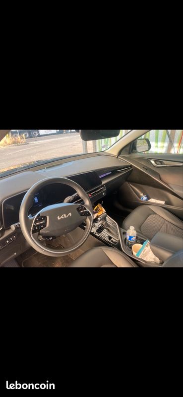 Kia niro (image 3)