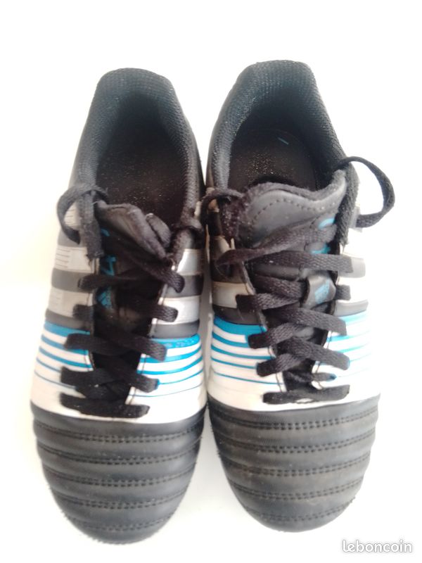 Chaussures de foot pointure 33 (image 3)