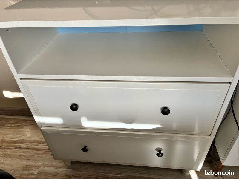 Commode IKEA avec table à langer amovible (image 4)
