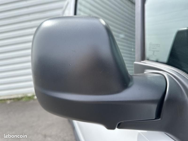 Opel Combo Cargo M 650kg BlueHDi 130ch S&S (image 8)