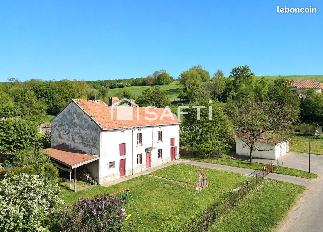Maison 7 pièces 110 m² · à Verneuil-Petit · 110 m² · 138 000 €