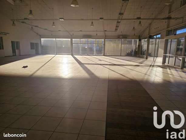 Terrain 9850 m² Joigny
