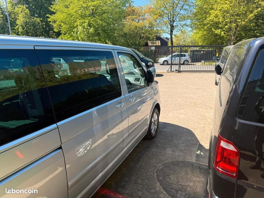 Volkswagen Transporter MULTIVAN 2.0 140CH - RÉGULATEUR DE VITESSE BI-XENON VOLANT EN CUIR HISTORI... (image 17)