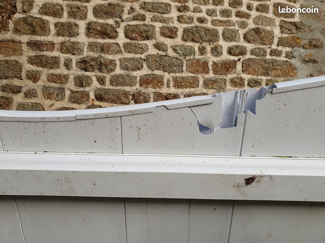 Portail blanc 2 vantaux en PVC (image 4)
