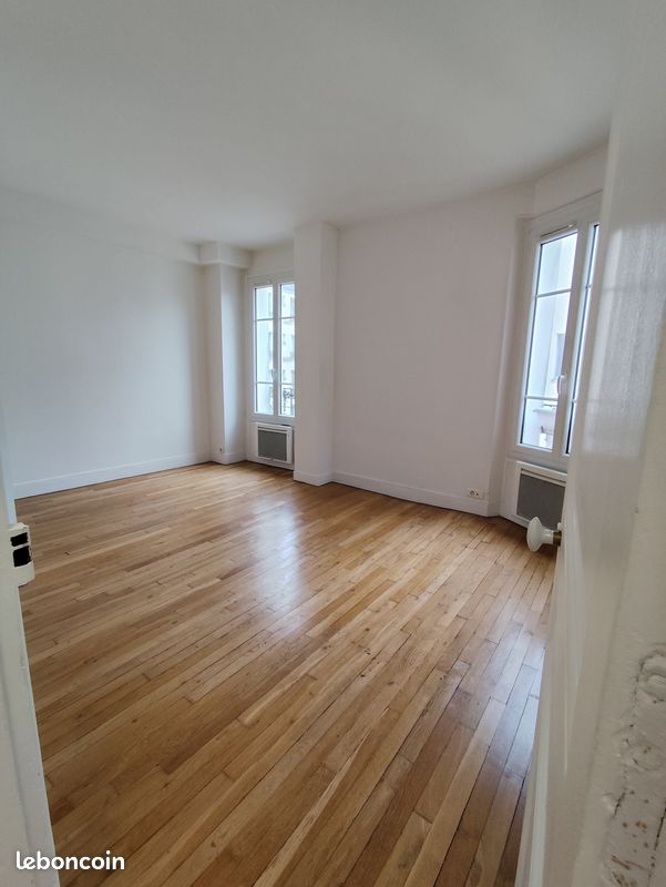 Appartement 2 pièces 44 m² · à Paris · 43,5 m² · 1 411 €