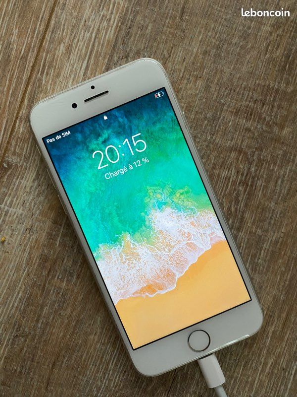 IPhone 5s blanc (image 1)